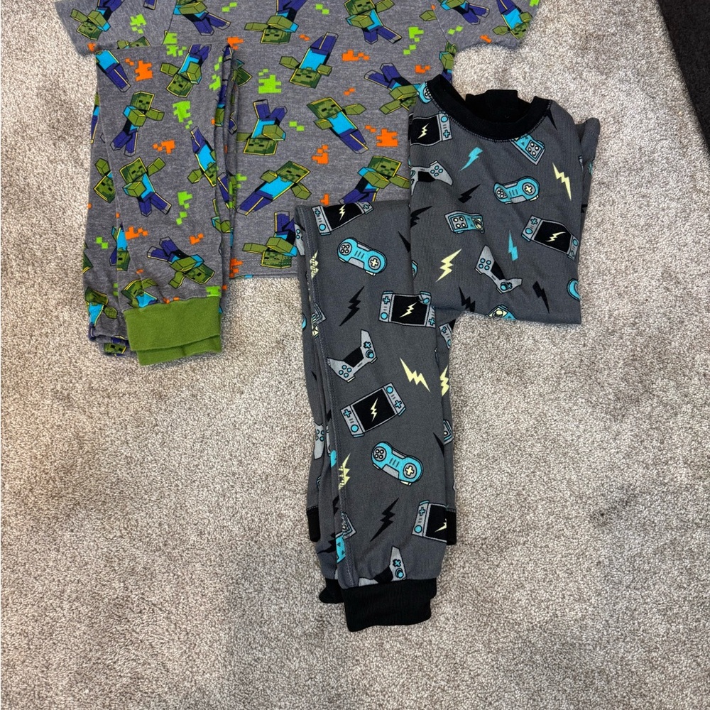 Kids Gray Pajamas with MineCraft and GameBoy size 8